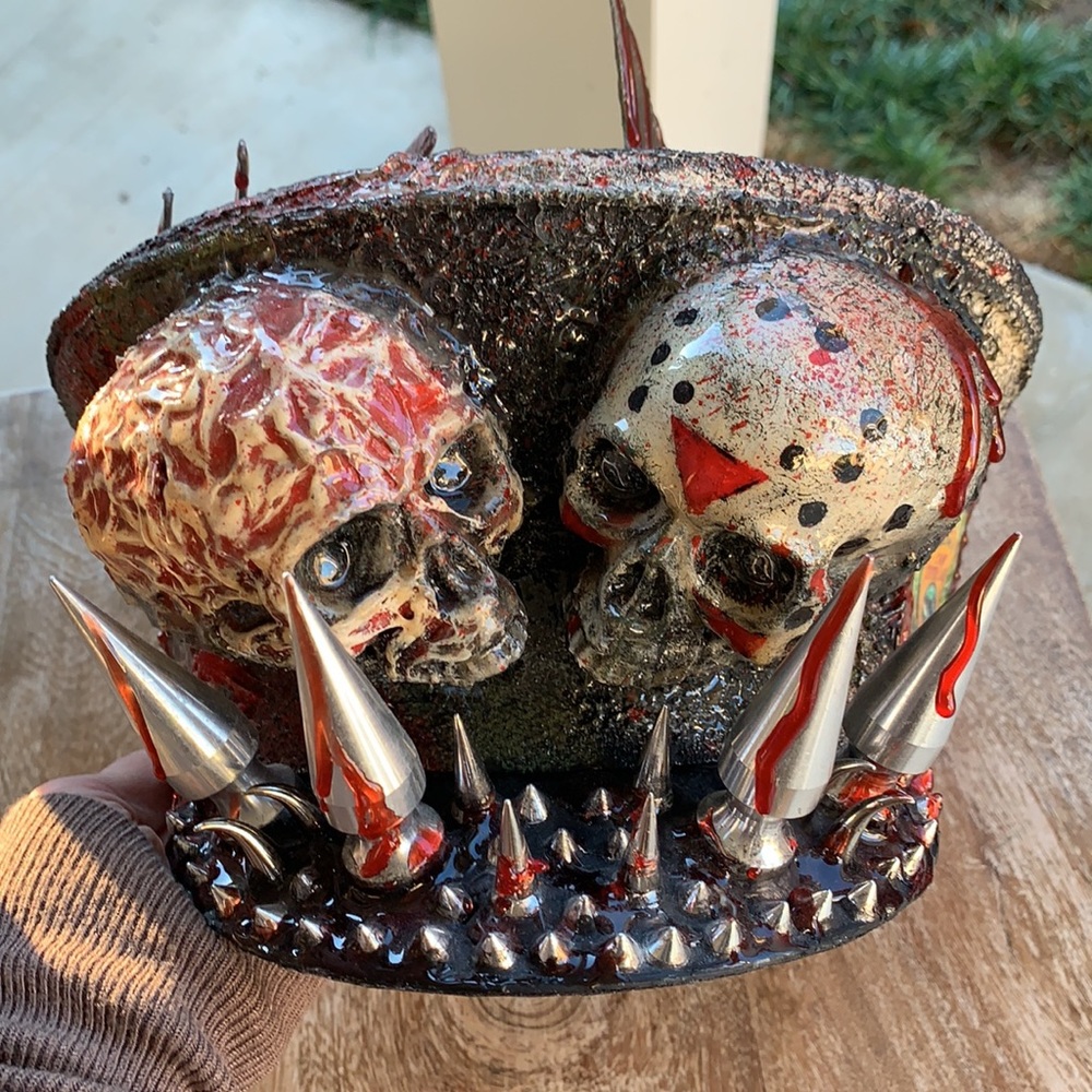 Freddy Krueger vs Jason hat one of a kind unisex plays 2 songs(freddy Krueger) - Picture 1 of 12